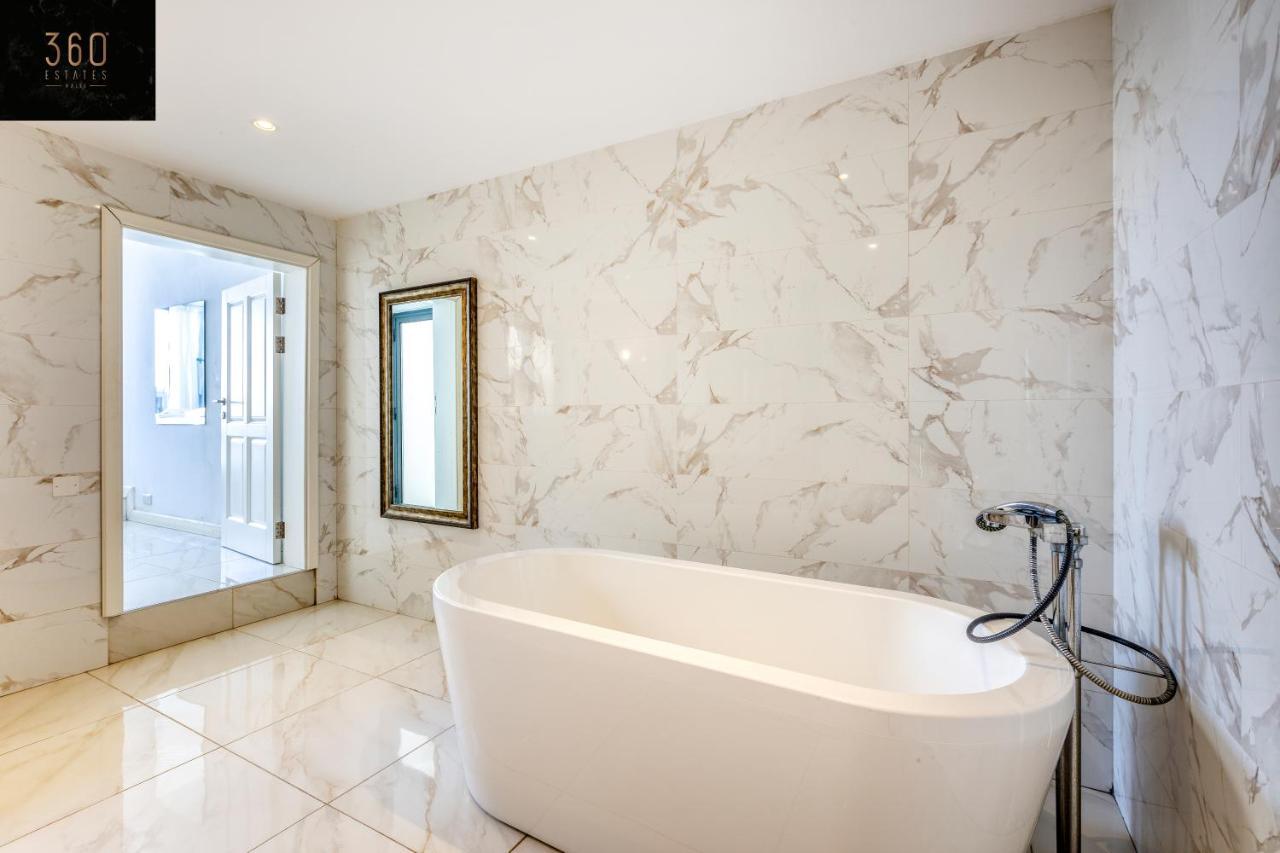 Mesmerising Views For A 2Br Apt In The Capital By 360 Estates Valletta Exterior foto