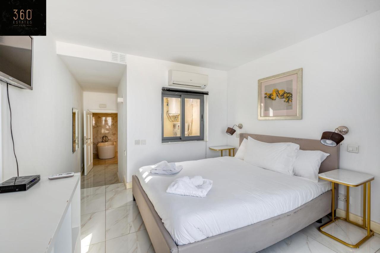 Mesmerising Views For A 2Br Apt In The Capital By 360 Estates Valletta Exterior foto